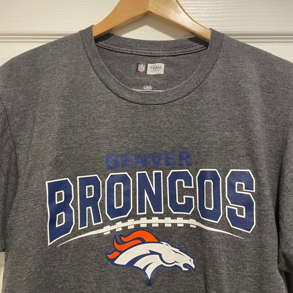 Denver Broncos Mens T-Shirt Size Large Grey Cotton Blend NFL Team Fan Apparel